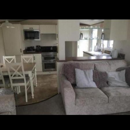 Meliden Caravan Chestnutアパートホテル エクステリア 写真